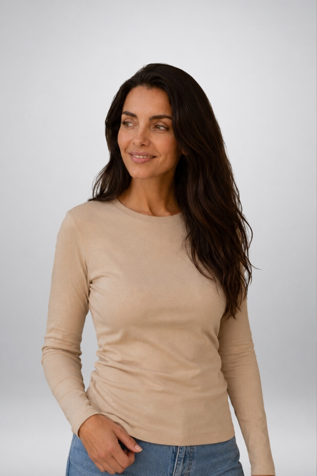 Women's cotton long sleeve T-shirt. Color: beige.
